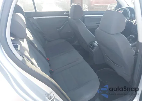 2009 Volkswagen Rabbit S from USA, damaged, VIN WVWDA71K59W142541